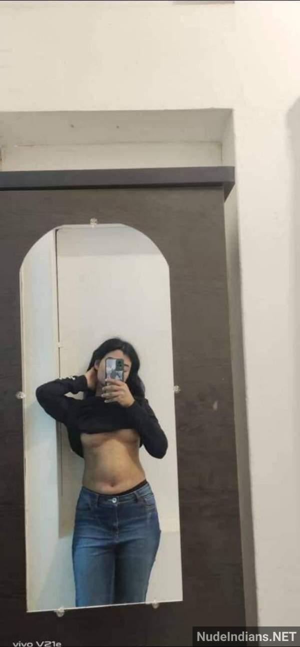 https://pub-5fcdf72a54cd4edbb03ec3edaa415a42.r2.dev/nakedleaks/voluptuous_bangla_model_riya's_intimate_photos_exposed/52.jpg