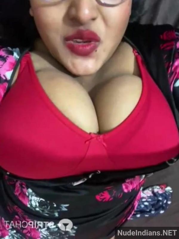 https://pub-5fcdf72a54cd4edbb03ec3edaa415a42.r2.dev/nakedleaks/voluptuous_educator_entices_partner_with_naked_form/1.jpg