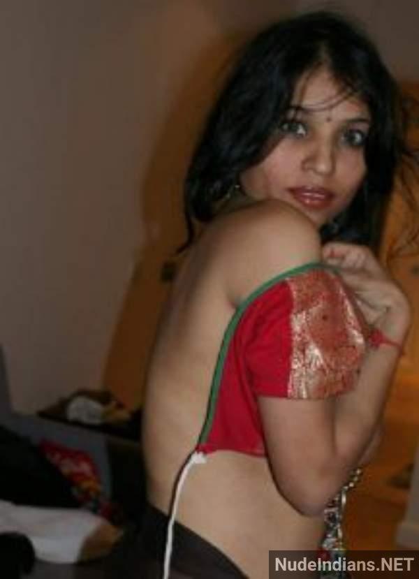 https://pub-5fcdf72a54cd4edbb03ec3edaa415a42.r2.dev/nakedleaks/voluptuous_features_of_tamil_aunties_from_the_south/32.jpg