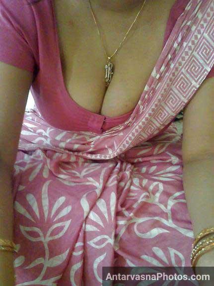 https://pub-5fcdf72a54cd4edbb03ec3edaa415a42.r2.dev/nakedleaks/voluptuous_indian_aunty_with_large_desi_bosoms/0.jpg