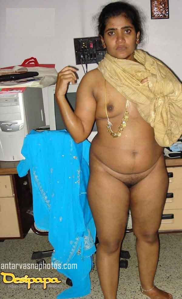 https://pub-5fcdf72a54cd4edbb03ec3edaa415a42.r2.dev/nakedleaks/voluptuous_indian_wife_disha's_naked_pictures/0.jpg