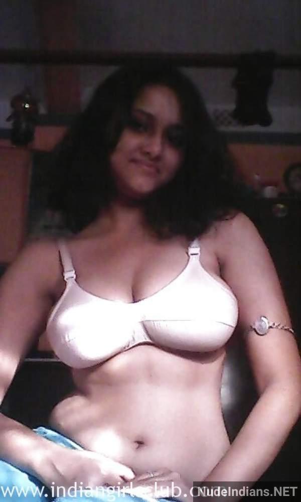 https://pub-5fcdf72a54cd4edbb03ec3edaa415a42.r2.dev/nakedleaks/voluptuous_indian_women_in_revealing_photoshoots/29.jpg