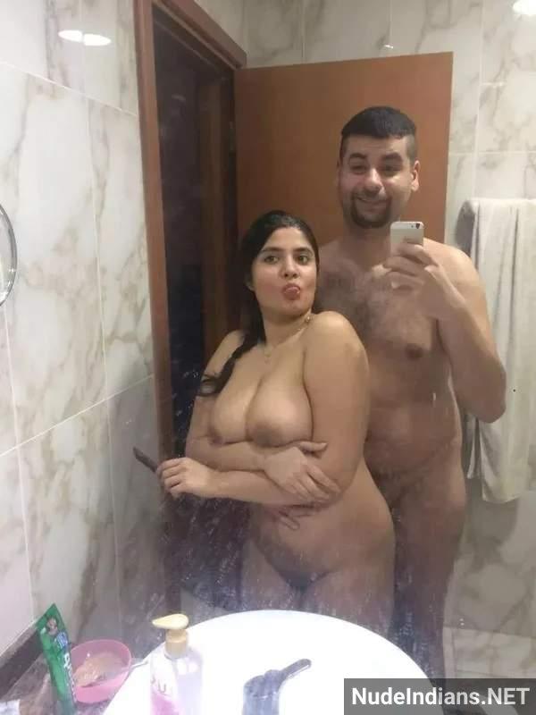 https://pub-5fcdf72a54cd4edbb03ec3edaa415a42.r2.dev/nakedleaks/voluptuous_pakistani_girls_seeking_intimacy_in_lingerie/24.jpg