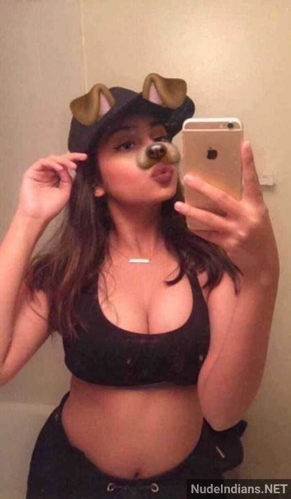 https://pub-5fcdf72a54cd4edbb03ec3edaa415a42.r2.dev/nakedleaks/voluptuous_pakistani_girls_seeking_intimacy_in_lingerie/29.jpg