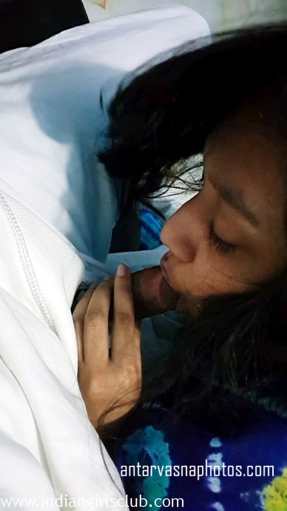 https://pub-5fcdf72a54cd4edbb03ec3edaa415a42.r2.dev/nakedleaks/voluptuous_woman_passionately_sucking_her_boyfriend's_thick,_indian_cock/5.jpg