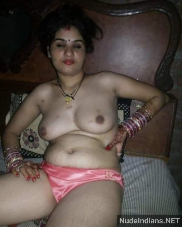 https://pub-5fcdf72a54cd4edbb03ec3edaa415a42.r2.dev/nakedleaks/watch_the_exciting_sexual_fun_of_desi_married_couples/46.jpg