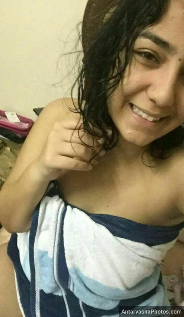 https://pub-5fcdf72a54cd4edbb03ec3edaa415a42.r2.dev/nakedleaks/wealthy_lady_ruby's_indian_bosom_photo/2.jpg
