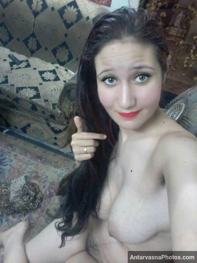 https://pub-5fcdf72a54cd4edbb03ec3edaa415a42.r2.dev/nakedleaks/wealthy_lady_ruby's_indian_bosom_photo/23.jpg