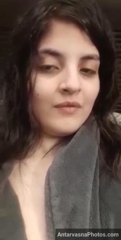 https://pub-5fcdf72a54cd4edbb03ec3edaa415a42.r2.dev/nakedleaks/wealthy_sister-in-law_sends_cleavage_photos_to_former_lover/1.jpg