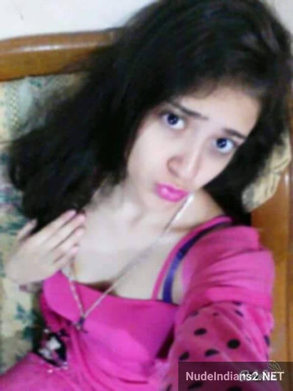 https://pub-5fcdf72a54cd4edbb03ec3edaa415a42.r2.dev/nakedleaks/when_my_cousin_roshni_surprised_me_on_raksha_bandhan/12.jpg