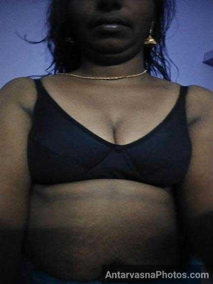 https://pub-5fcdf72a54cd4edbb03ec3edaa415a42.r2.dev/nakedleaks/who_will_pleasure_the_south_indian_aunty/3.jpg