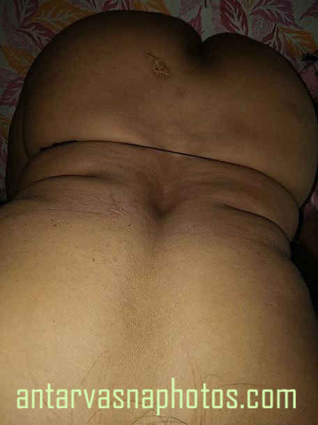 https://pub-5fcdf72a54cd4edbb03ec3edaa415a42.r2.dev/nakedleaks/yearning_for_pleasure_with_a_desi_wife/0.jpg
