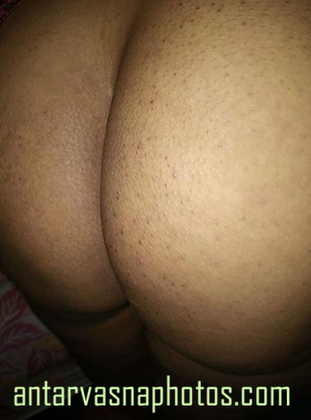 https://pub-5fcdf72a54cd4edbb03ec3edaa415a42.r2.dev/nakedleaks/yearning_for_pleasure_with_a_desi_wife/4.jpg