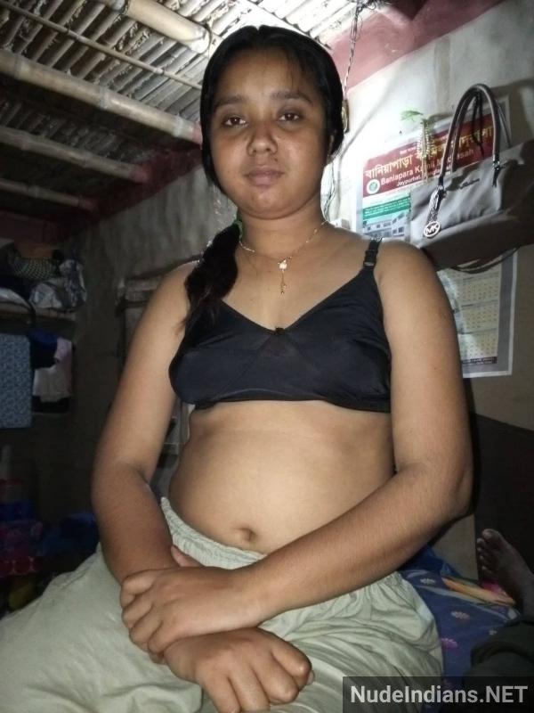 https://pub-5fcdf72a54cd4edbb03ec3edaa415a42.r2.dev/nakedleaks/youthful_bangla_wife's_intimate_encounter_with_former_boyfriend_indoors/11.jpg